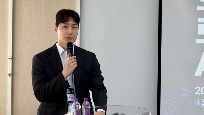 한상호 IBK창공 대전 센터장이 개회사를 하고 있다. = 김주환 기자