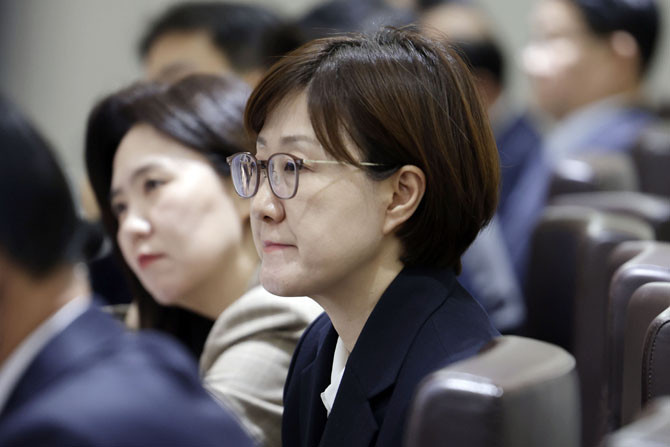 이 대통령은 국회를 존중하는 차원에서 김 실장의 국회 운영위 출석이 가능하도록 경내 대기를 지시했다. ⓒ 연합뉴스