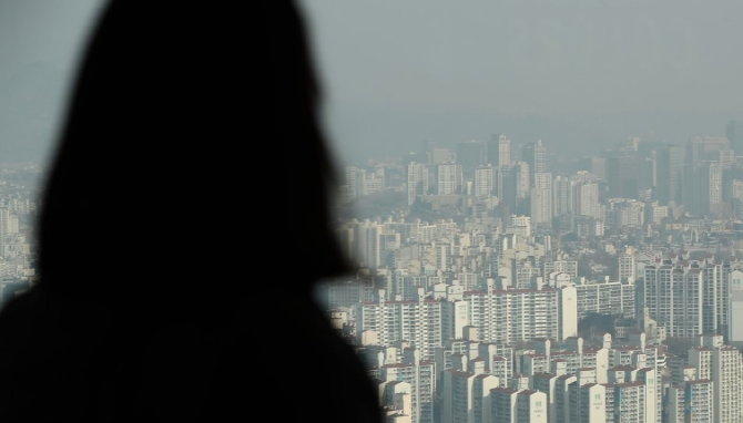 10·15 부동산 대책 시행 이후, 서울 아파트 평균 매매가격 상승세가 2주 연속 둔화한 것으로 나타났다. © 연합뉴스