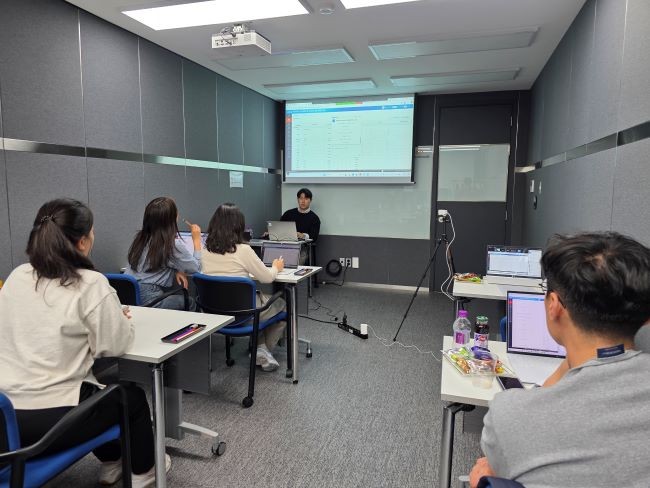 공공 eCRF(전자연구증례기록서) 구축 및 활용 교육 모습. ⓒ 한국한의약진흥원