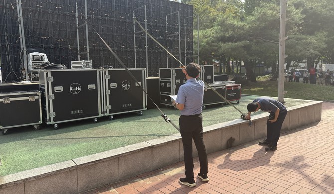 '안전사고 제로(ZERO)' 행사장 점검 모습. ⓒ 청주시