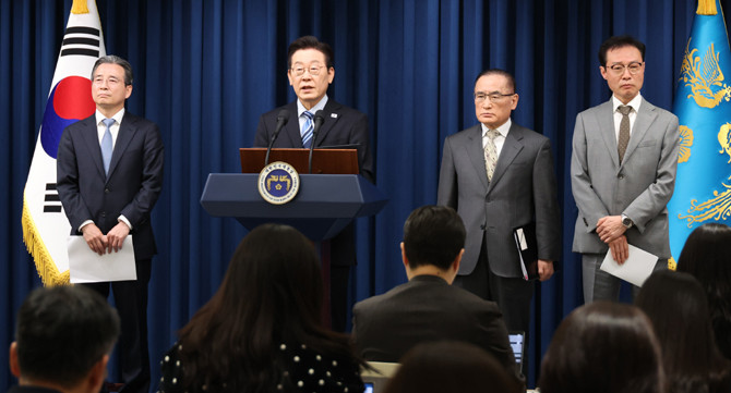 이 대통령은 14일 용산 대통령실 브리핑룸에서 한미 양국 간 팩트시트가 최종적으로 타결됐다고 밝혔다. ⓒ 연합뉴스