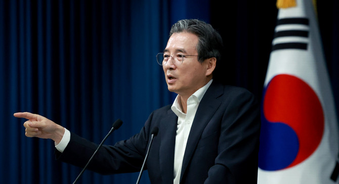 김용범 정책실장이 14일 타결된 팩트시트의 경제·통상 분야에 대해 설명하고 있다. ⓒ 연합뉴스