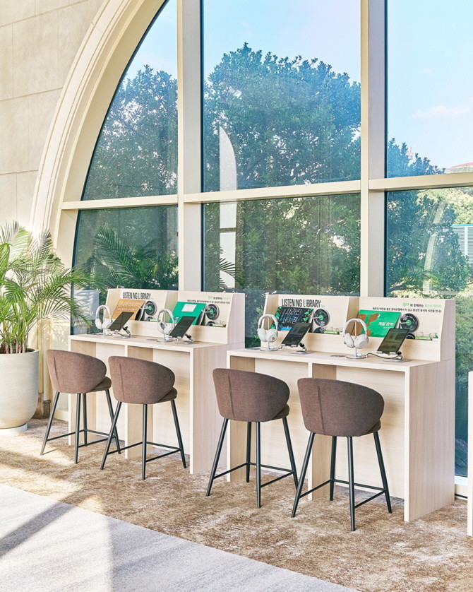 롯데호텔 제주가 제주의 자연 속에서 휴식과 영감을 동시에 누릴 수 있도록 '웰니스'를 테마로 한 공간과 상품을 선보인다. © 롯데호텔