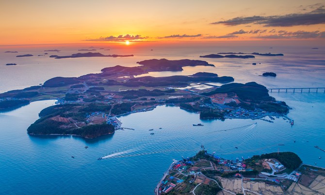 섬비엔날레 사진공모전 우수작(입상 원산도 제목:오섬의 석양). ⓒ 보령시