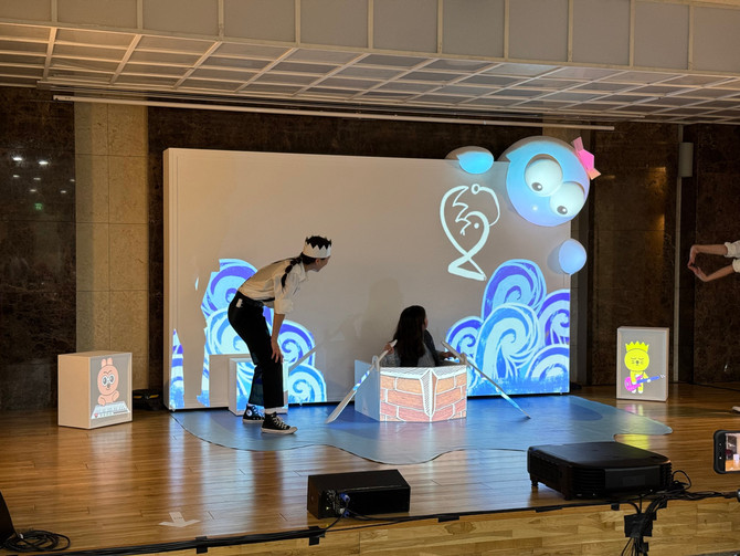 다날은 브러쉬씨어터와 '두들팝×패밀리타운' IP 융합 인터랙티브 체험존 실증행사를 진행했다. ⓒ 다날