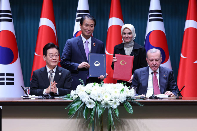이 대통령은 24일(현지시간) 튀릐키예와 '한-튀르키예 전략적 동반자 관계에 관한 공동성명'을 발표했다. ⓒ 연합뉴스