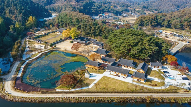 청양군 목면 송암리 모덕사 일원에 조성중인 면암최익현기념관의 모습. ⓒ 청양군