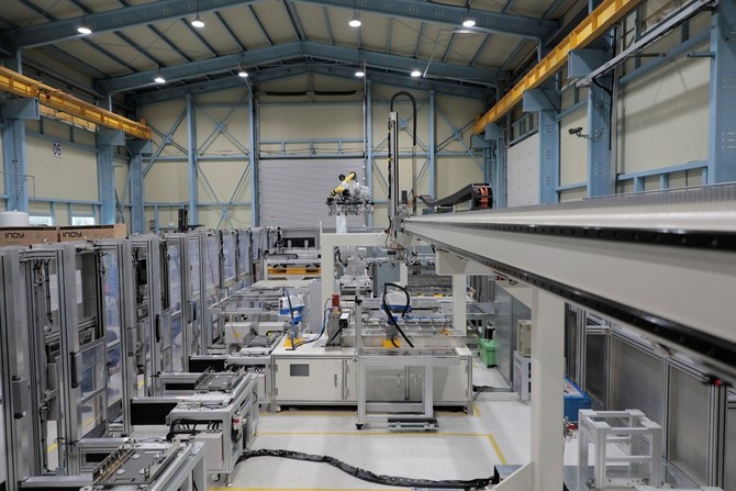 뉴로메카의 전기강판 시험편 가공 로봇 자동화 솔루션. ⓒ 뉴로메카