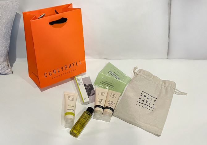 호텔 더 보타닉 세운 명동이 지난 1년간 호텔을 찾아준 고객들의 관심과 성원에 대한 감사의 마음을 담아 커리쉴과 협업한 한정 상품을 선보였다. ⓒ 호텔 더 보타닉 세운 명동