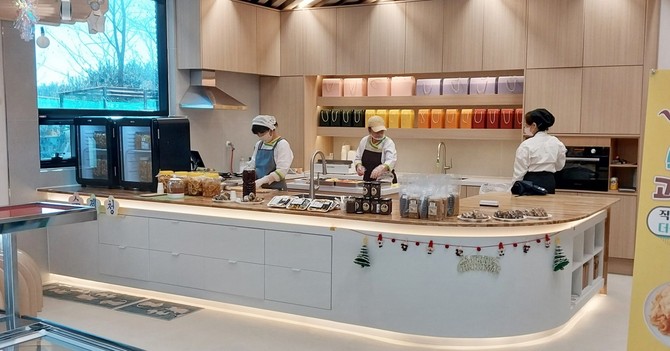 태안군 로컬푸드직매장에 조성된 농가주방 모습. ⓒ 태안군