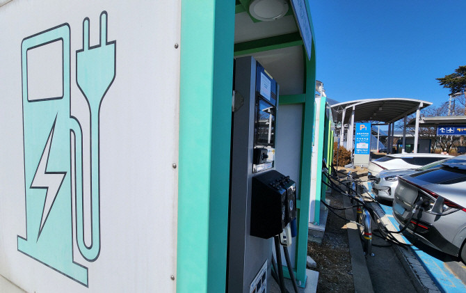 인천국제공항 전기차 충전소 모습. ⓒ 연합뉴스