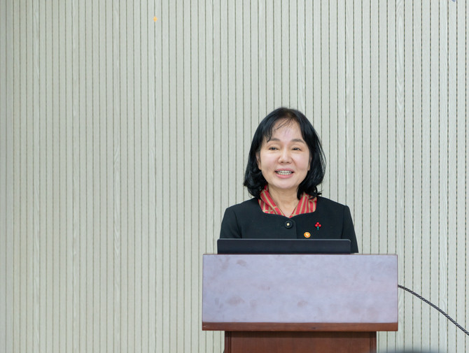 송경희 개인정보보호위원회 위원장이 10일 정부서울청사에서 개인정보위 디지털 포렌식 센터 현판식에 참석해 기념사를 하고 있다. ⓒ 개인정보보호위원회