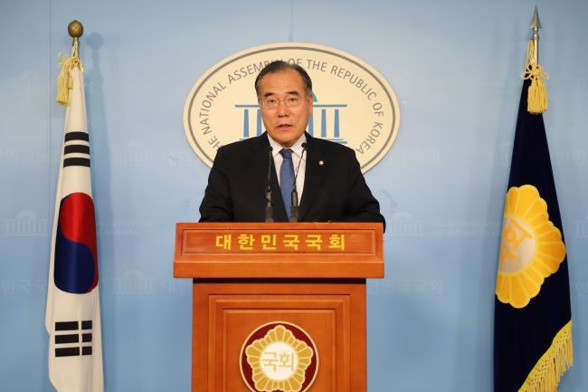 더불어민주당 이개호 의원은 이재명 대통령의 신년 기자회견과 관련해 “수도권에서 멀수록 더 두텁게 지원한다는 원칙은 광주·전남에 반가운 소식이며, 지역 균형발전의 새 이정표”라며 환영했다. ⓒ 이개호 의원실