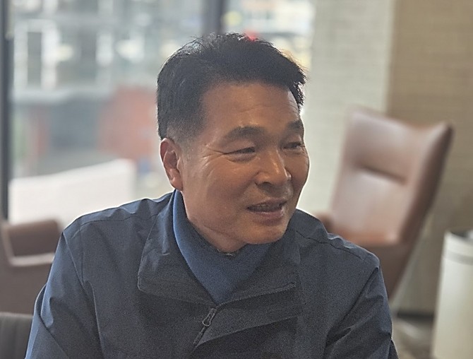 본지는 6.3지방선거에서 장흥군수로 재도전하는 곽태수 전 전남도의원을 만나 최근의 근황을 들었다. = 장철호 기자