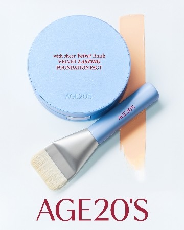 AGE20'S 벨벳 래스팅 파운데이션 팩트 연출컷. ⓒ 애경산업