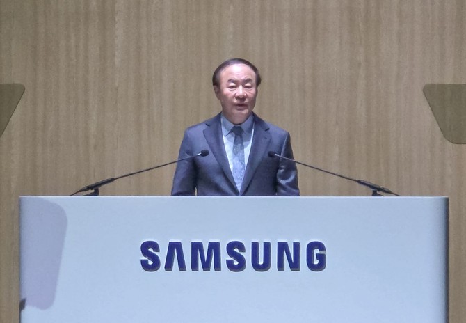 삼성전자 제57기 정기 주주총회에서 전영현 대표이사 부회장이 의장 인사말을 하는 모습. ⓒ 삼성전자