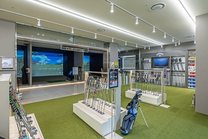 부산 프리미엄 아울렛 골프 전문관 내 '골프존마켓' 매장 내부. ⓒ 신세계사이먼