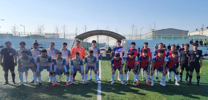 '제15회 당진시장기 통합체육대회'를 개최 후 기념촬영을 하고 있다. ⓒ 당진시