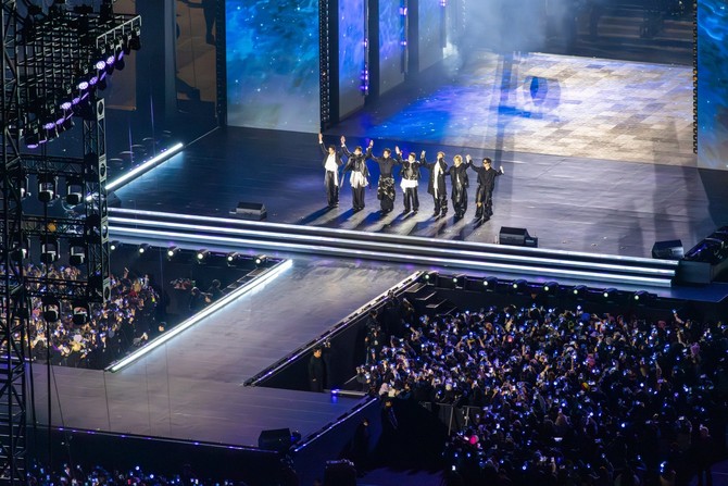 넷플릭스가 지난 21일 'BTS 컴백 라이브: ARIRANG'을 생중계했다. ⓒ 넷플릭스