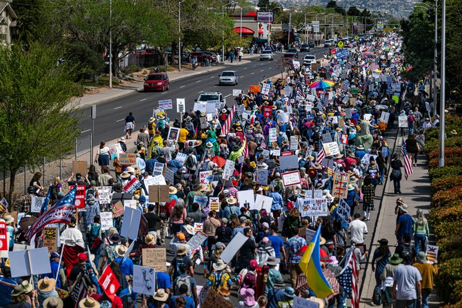 도널드 트럼프 미국 대통령에 반대하는 대규모 시위가 현지시간으로 28일 미국과 유럽 등 세계 각지에서 동시에 열렸다. ⓒ 연합뉴스