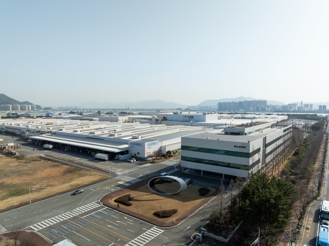 부산 강서구에 위치한 르노코리아 본사 및 생산 공장 전경. ⓒ르노코리아