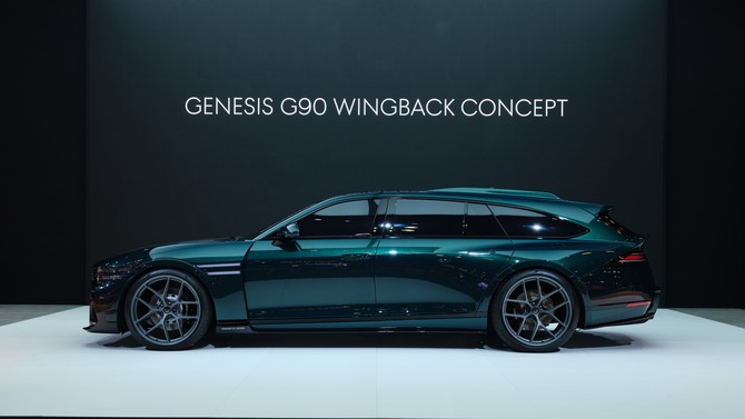2026 뉴욕 국제 오토쇼에 전시된 제네시스 G90 윙백 콘셉트. ⓒ 제네시스 브랜드