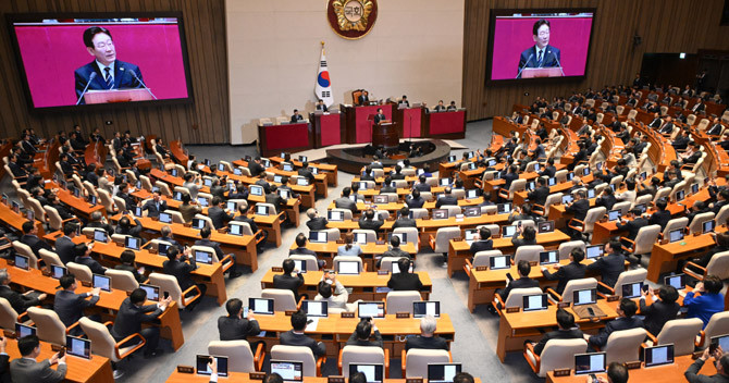 이 대통령은 이번 추경안의 신속한 통과를 위해 국회의 초당적 협조를 당부했다. ⓒ 연합뉴스