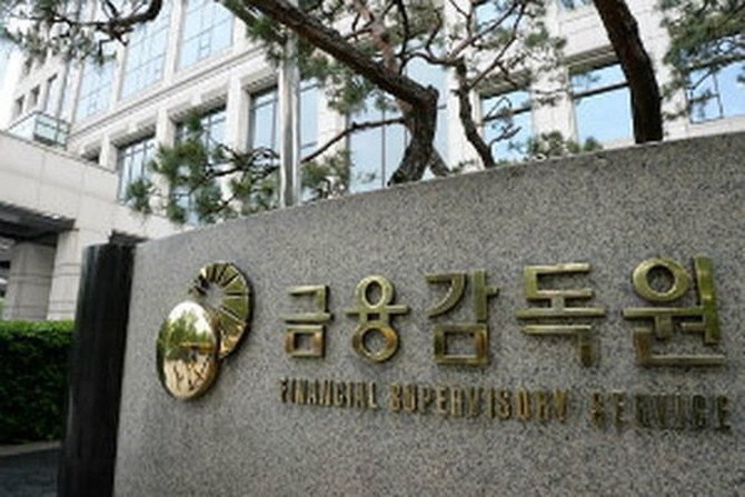 최근 국내 자본시장의 폭발적인 성장세와 맞물려 금융투자회사 간 마케팅 경쟁이 과열되자 금융당국이 광고 제도 전반에 대한 수술에 나섰다. ⓒ 연합뉴스