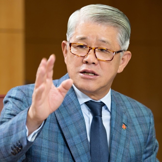 최신원 SK네트웍스 명예회장. ⓒ SK네트웍스