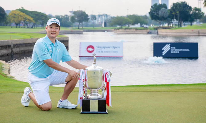 현재 데상트골프 골프화는 KPGA, KLPGA, LPGA 등에서 활약하는 50명 이상의 남녀 투어 선수들이 착용하고 있다. ⓒ 데상트골프