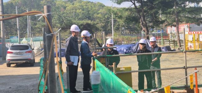 구미하수처리장을 방문해 공사현장 긴급점검을 실시하고 있다. ⓒ 구미시
