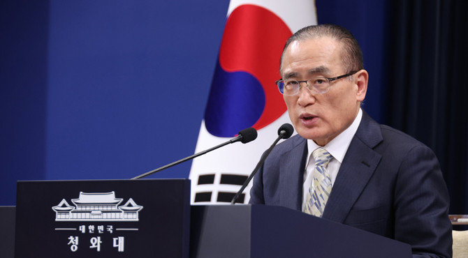 위성락 청와대 안보실장은 6일 기자들과 만나 호르무즈 해협에 정박 중이던 우리 산벅 '나무호'의 폭발·화재 및 미국의 '프로젝트 프리덤' 요구와 관련해 설명했다. ⓒ 연합뉴스