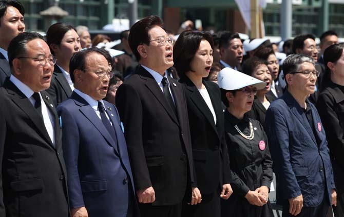 5‧18민주화운동은 지난 1980년 5월18일부터 27일까지 광주시민들이 군부독재에 맞서 민주주의를 지키기 위해 일어난 민중항쟁으로, 2011년 5월25일 5‧18민주화운동 관련 문서와 사진 등이 유네스코 세계기록유산으로 등재됐다. ⓒ 연합뉴스