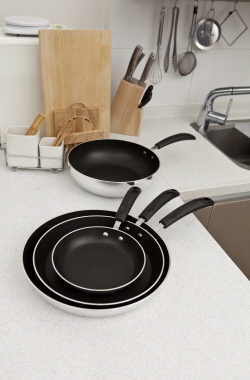  한경희생활과학 프리미엄 프라이팬 라니아. ⓒ 한경희생활과학