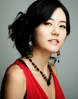  작가 손미나. ⓒ 더 플라자