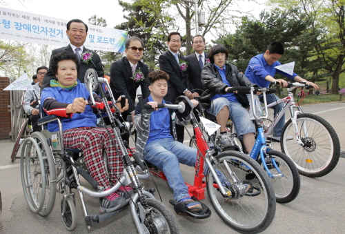  현대차그룹은 '이지 무브'를 통해 장애인과 교통약자들이 자유롭고 안전하게 이동 편의를 누릴 수 있도록 다양하고 실질적인 지원을 펼치고 있다. ⓒ 현대자동차그룹