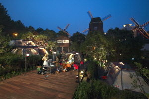  롯데호텔제주 캠핑존 오션. ⓒ 롯데호텔