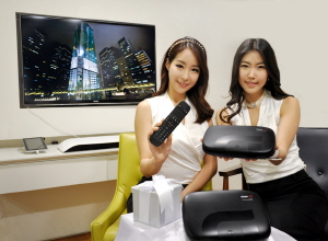  UHD TV를 보유한 이용자는 올레tv 'UHD 셋톱박스'를 통해 기존 HD 대비 4배 선명한 화질로 영상을 시청할 수 있다. ⓒ KT