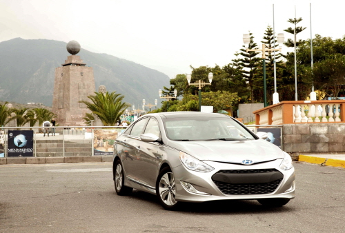  현대차는 중남미 지역 하이브리드 출시를 통해 자사의 우수한 기술력을 알릴 수 있을 뿐 아니라 브랜드 이미지를 향상시켜 다른 차종들의 판매까지 증가되는 효과를 거둘 수 있을 것으로 기대하고 있다. ⓒ 현대자동차