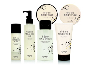  LG생활건강은 자연주의 뷰티 브랜드 '라보떼(La Beaut&eacute;)'를 멀티 브랜드숍 '보떼'를 통해 프랑스 감성의 자연주의 콘셉트의 고품질 제품들을 합리적인 가격에 선보인다. 라보떼 맑은안색 쌀뜨물 클렌징 라인. ⓒ LG생활건강