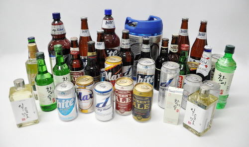  하이트진로는 전세계 50여 개국에 맥주, 소주, 위스키, 막걸리, 매실주 등 다양한 제품을 수출하고 있다. ⓒ 하이트진로