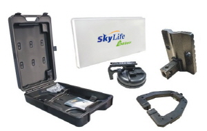  KT스카이라이프는 포터블 위성안테나를 통해 자사 위성방송을 한반도 전역 어디에서나 시청할 수 있다고 30일 밝혔다. ⓒ KT스카이라이프