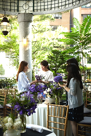  더 플라자 지스텀 섬머 스페셜 플라워 클래스. ⓒ 더 플라자