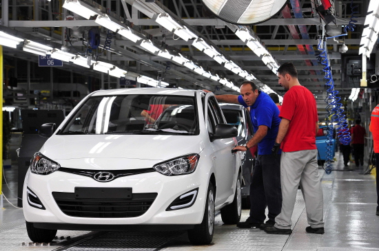  '누적 생산 100만대'를 돌파한 현대차 터키공장은 명실상부 현대차 유럽 수출 전진기지로, 올해 말부터는 신형 i20 생산을 계획하고 있어 공장 가동률은 더욱 높아질 전망이다. Ⓒ 현대자동차