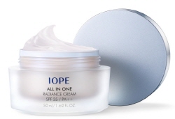  아이오페 올인원 래디언스 크림. ⓒ 아이오페