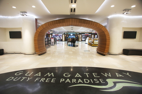  롯데면세점 괌공항점. ⓒ 롯데면세점