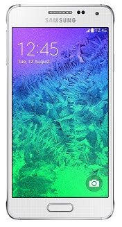  삼성은 스마트폰 시장에서의 최근 고전 상황을 극복하기 위해 다양한 제품군으로의 경쟁력 발휘나 디자인 강화 등을 적극 타진하고 있다. 하반기 스마트폰 관련 시장이 더 뜨겁게 달라오를 수 있는 요인이다. 사진은 디자인 강화의 징조로 해석되고 있는 갤럭시 알파. ⓒ 삼성전자