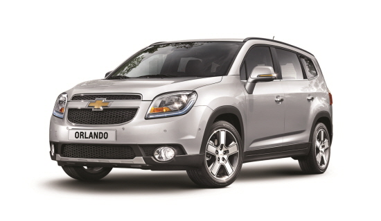  크루즈 아키텍쳐를 기반으로 개발된 '신개념 7인승 ALV' 쉐보레 올란도 2015년형 모델은 한층 세련된 외관 디자인과 첨단 안전사양으로 무장해 RV 패밀리카의 기준을 한 단계 끌어올렸다. Ⓒ 한국GM