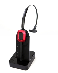 인체공학적 설계로 편안한 착용감을 자랑하는 DW-779. 업계 관계자는 사용자 취향에 맞춰 스피커 색상 교체가 가능해 항상 새로운 제품을 사용한다는 느낌을 받을 수 있다. ⓒ 다산일렉트론